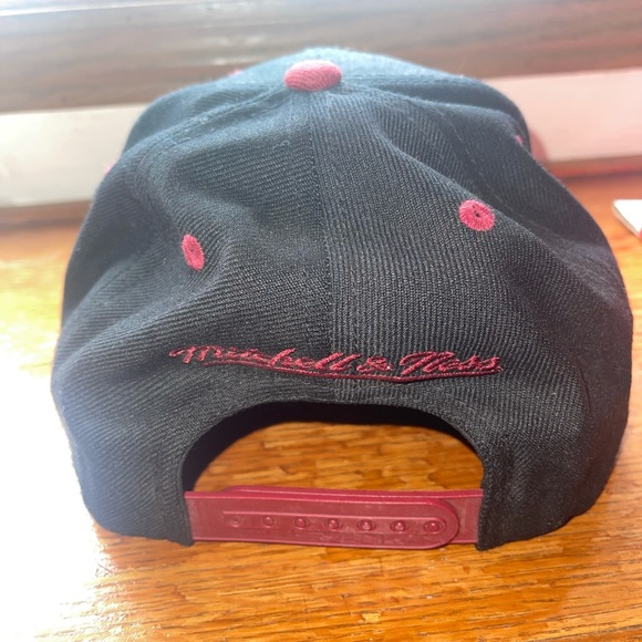 Cleveland Cavaliers SnapBack - Picture 2 of 4